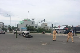2 phụ nữ thoát chết hi hữu dưới gầm xe khách