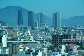 Condotel phát triển rầm rộ “nằm ngoài vòng” luật pháp?