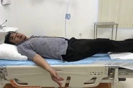 Khách tố bị nhà hàng đánh chấn thương
