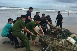 Đà Nẵng tổng lực khắc phục hậu quả sau trận ngập lịch sử