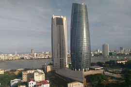 Đà Nẵng: 'Ngâm' hồ sơ đất của dân sẽ bị đuổi việc