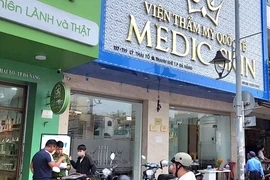Thanh tra Sở Y tế Đà Nẵng lập biên bản viện thẩm mỹ quốc tế Medic Skin