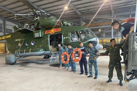 Sư đoàn Không quân 372 sẵn sàng lực lượng bay ứng cứu dân