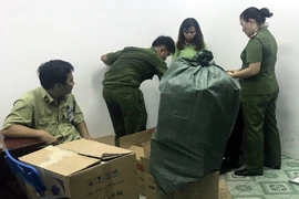 Hàng trăm công an vây một điểm nghi bán hàng đa cấp