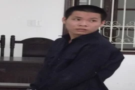 Đi làm công quả ở chùa rồi hiếp dâm luôn bé gái 7 tuổi