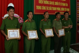 Bộ Công an phá đường dây cá cược bóng đá ở Hậu Giang