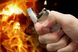Từ Cà Mau sang Trà Vinh phóng hỏa đốt nhà bạn gái