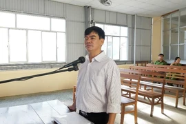 Cựu giảng viên dọa giết hiệu trưởng bị phạt 12 tháng tù