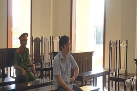 Điều tra dấu hiệu đồng phạm vụ lừa chạy việc vào ngành công an