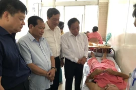 Lãnh đạo TP Cần Thơ thăm Đại úy bị đâm phải cắt bỏ thận