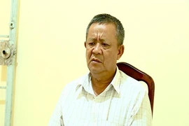 Mẹ gửi con gái 6 tuổi nhầm cho lão yêu râu xanh