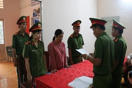 Chiếm hơn 6 tỉ đồng của hụi viên đi mua đất