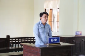 Chưa tuyên án, tòa quay lại tranh luận vụ 'Cướp xuyên không'