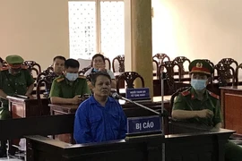 Phạt tù kẻ tống tiền giám đốc bằng clip nóng