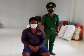 Bị bắt vì đưa người nhập cảnh trái phép