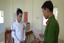 Khởi tố kẻ đuổi đánh, gây thương tích cho công an xã