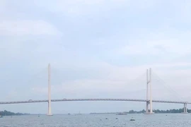 Nam sinh lớp 11 mất tích nghi tự tử ở cầu Cao Lãnh