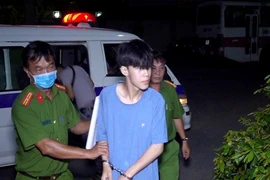 Bắt tạm giam thiếu niên sát hại bạn giấu xác 