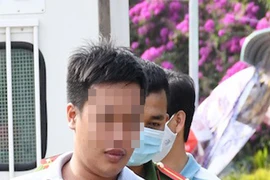 Nguyễn Thiện Toàn có hành vi sàm sỡ nữ sinh, khoe "của quý" bị công an bắt giữ. Ảnh: HG