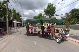 Trà Vinh truy tìm 2 người trốn khỏi khu cách ly
