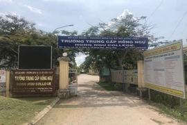 Khu cách ly tập trung Trường Trung cấp Hồng Ngự