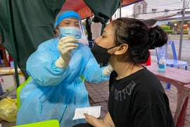 Ảnh minh họa test nhanh kháng nguyên COVID-19. Ảnh: HD