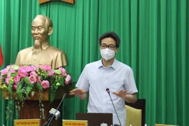 Vĩnh Long kiến nghị chi viện thêm bác sĩ, điều dưỡng...để chống dịch 