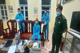 An Giang: Phát hiện tài xế vận chuyển tiền tệ, kim loại vàng trái phép