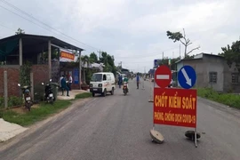 Vĩnh Long: Người dân được di chuyển liên vùng xanh 