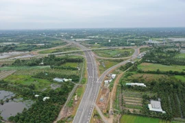 Cao tốc Trung Lương - Mỹ Thuận vào giai đoạn nước rút