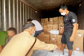 An Giang: Phát hiện 16 tấn thịt heo nhãn mác nước ngoài không hóa đơn