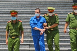 Vĩnh Long đề nghị hủy khen thưởng Huân chương Lao động nhiều tập thể, cá nhân
