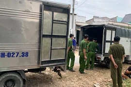 Phát hiện đường dây sản xuất, mua bán thuốc bảo vệ thực vật giả