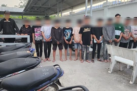 Công an ngăn chặn 3 nhóm thanh thiếu niên mang hung khí đi hỗn chiến