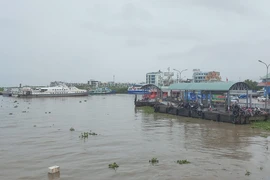 Ảnh hưởng bão số 3 làm chìm tàu cá ở Kiên Giang