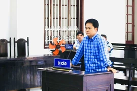 Giám đốc chiếm đoạt tiền tỉ đi đầu tư tài chính