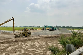 An Giang chỉ đạo kiểm tra năng lực nhà thầu tư vấn dự án cao tốc Châu Đốc – Cần Thơ – Sóc Trăng