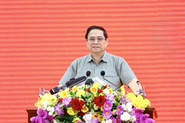 Thủ tướng Phạm Minh Chính: Đừng để các nhà thầu cô đơn trên công trường