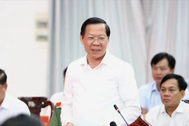 Chủ tịch Phan Văn Mãi: Nghiên cứu phương án bù giá mua cát từ Campuchia cho dự án Vành đai 3