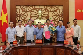 Đồng Tháp công bố các quyết định bổ nhiệm cán bộ