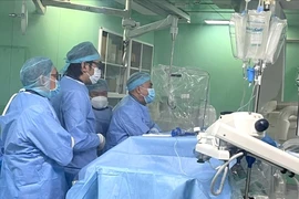 Can thiệp nội mạch cứu sản phụ băng huyết sau sinh nguy kịch 