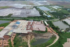 Công ty Xây lắp An Giang khai thác đất vi phạm vào vùng quy hoạch