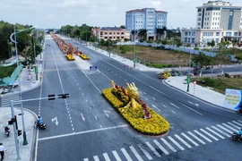 Sẽ bố trí xe đưa đón cán bộ từ Bến Tre, Trà Vinh đi làm ở Vĩnh Long