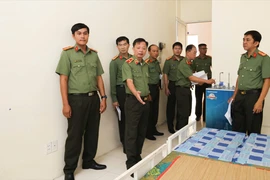 Giám đốc Công an TP Cần Thơ kiểm tra, chỉ đạo khẩn trương đảm bảo điều kiện làm việc sau sáp nhập