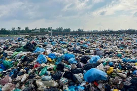 Vĩnh Long: Người dân tiếp tục phản ánh ô nhiễm tại bãi rác An Hiệp
