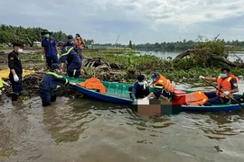  Bơi qua sông hái bần làm mồi nhậu thì bị đuối nước tử vong