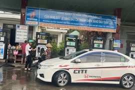 Vĩnh Long: Chưa có dấu hiệu khan hiếm xăng dầu, gas 