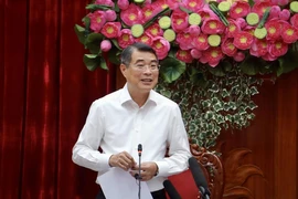 Thủ tướng Lê Minh Hưng: Vĩnh Long phải đổi mới mô hình tăng trưởng, thống nhất chủ trương cao tốc CT33