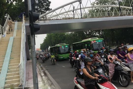 Xây ba cầu vượt đi bộ ở Gò Vấp