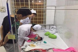 Thông báo sinh con trai nhưng sản phụ được trao bé gái